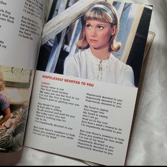 4/$80 Grease DVD with Songbook - Widescreen, 1978 - Picture 9 of 12